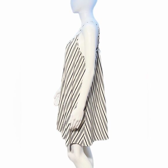 Lucca Couture Black & White Striped Dress - Picture 4 of 11